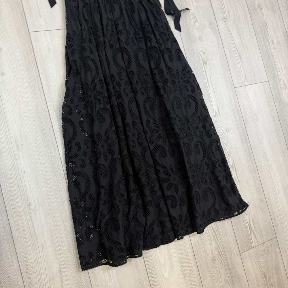 Saylor Maryl midi dress featuring an open-stitch lace Bow & Zipper Back Size XS - Picture 4 of 12